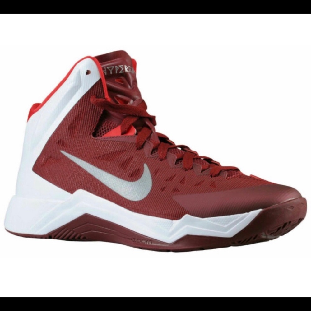 Unworn Nike basketball shoes